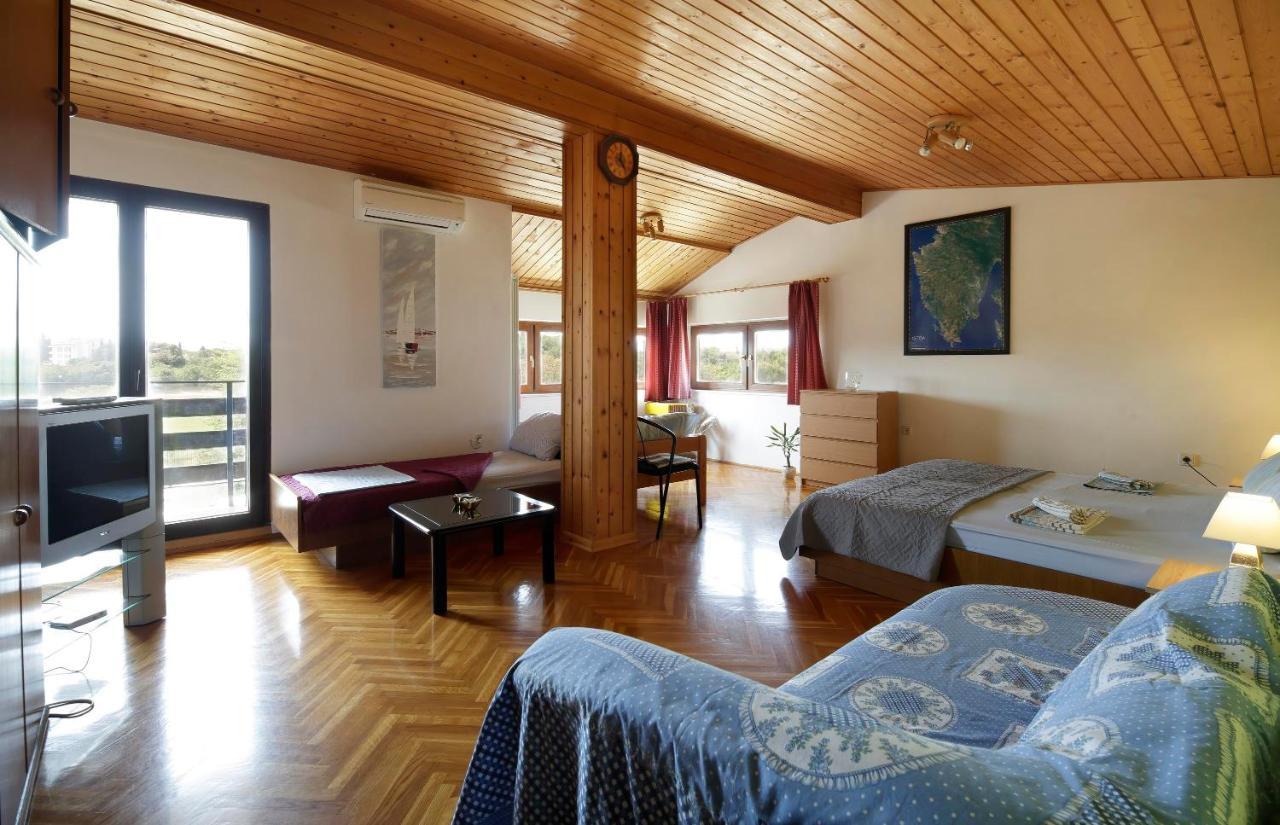 Apartments Natali Rovinj Buitenkant foto